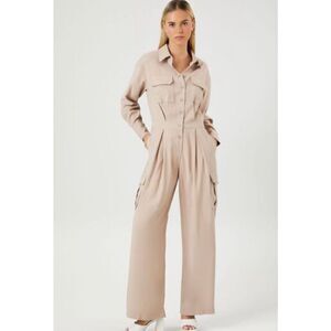 Forever 21 Wide-Leg Cargo Jumpsuit Long Sleeve Khaki Nwot Size Medium